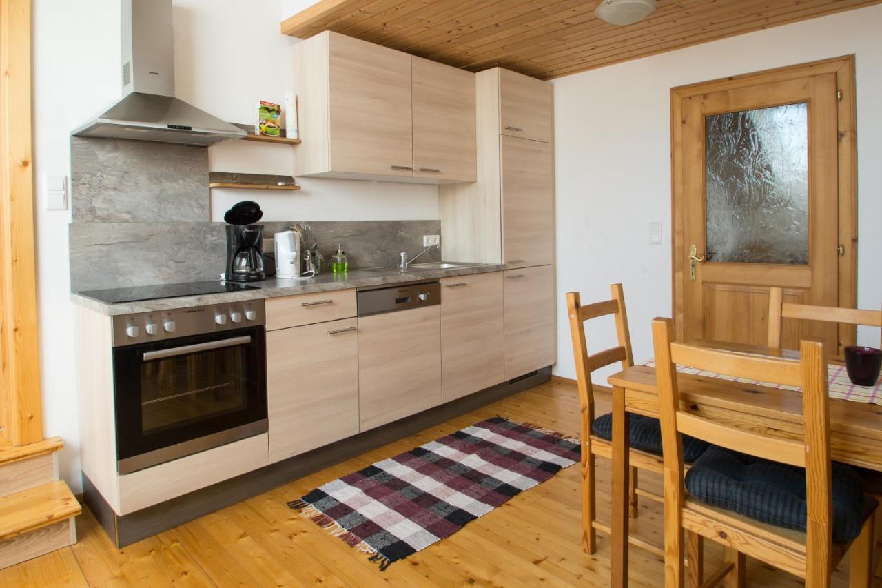 Familienferienhof Stabauer Zell am Moos Exteriör bild
