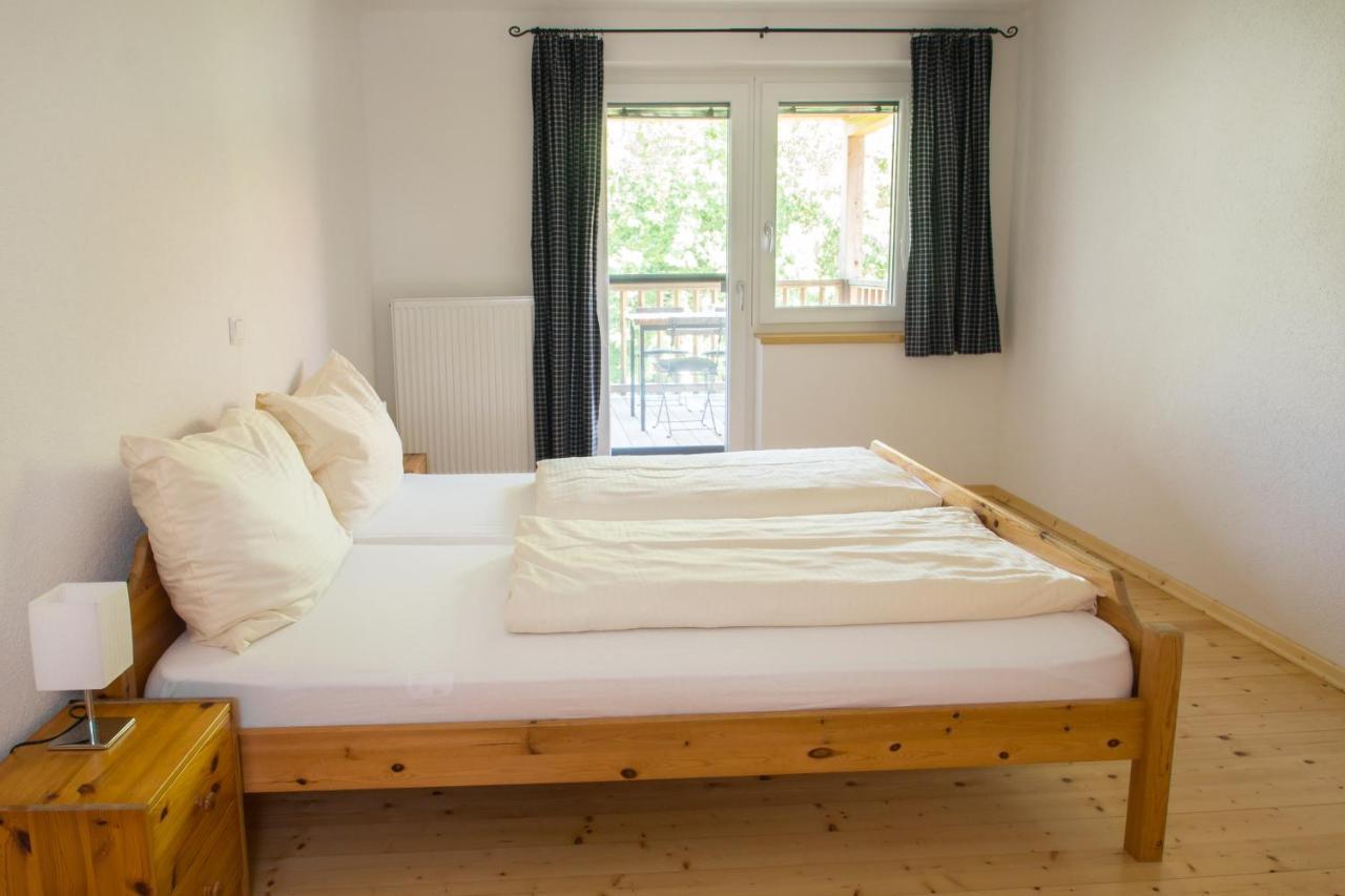 Familienferienhof Stabauer Zell am Moos Exteriör bild