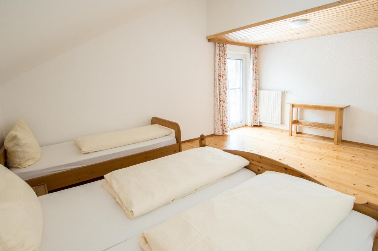 Familienferienhof Stabauer Zell am Moos Exteriör bild