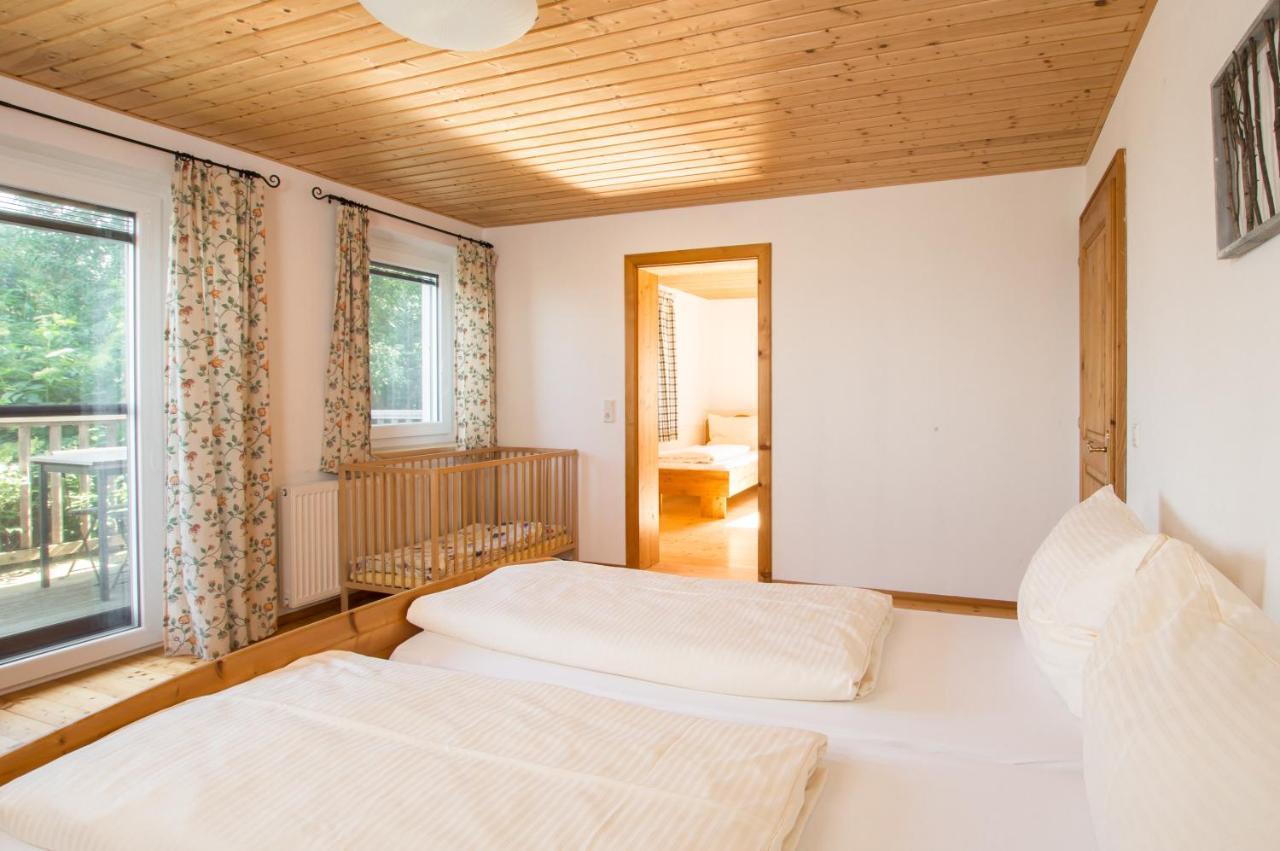Familienferienhof Stabauer Zell am Moos Exteriör bild