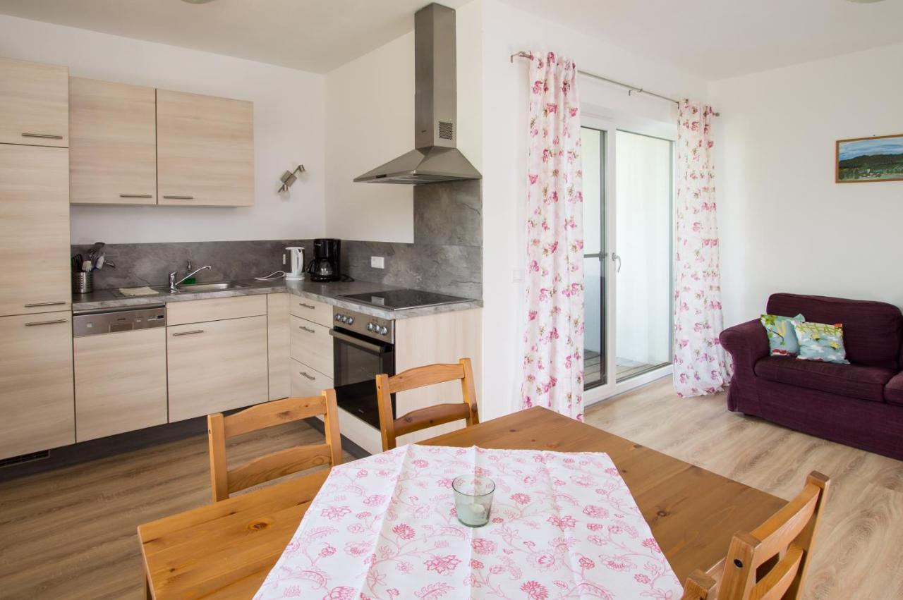 Familienferienhof Stabauer Zell am Moos Exteriör bild