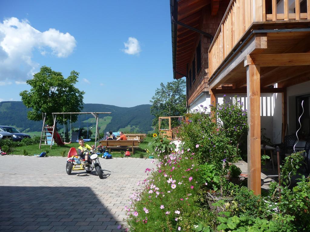 Familienferienhof Stabauer Zell am Moos Exteriör bild